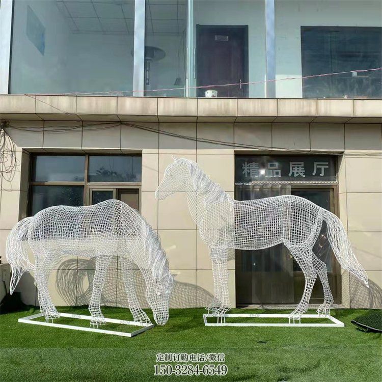 鏤空不銹鋼奔馬雕塑，城市動(dòng)物擺件，大型廣場(chǎng)小品