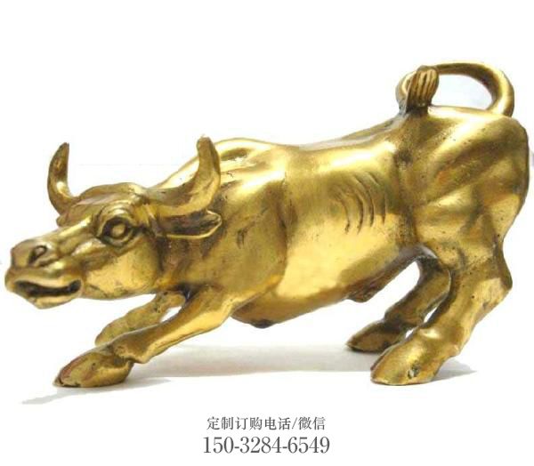 門口開荒牛雕塑 售樓處仿真雕塑 彩繪小品 門口開荒牛雕塑 售樓處仿真雕塑 彩繪小品