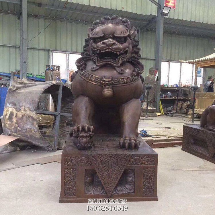 獅子雕塑優(yōu)選，室外雕塑，鑄銅景觀蹲獅雕塑優(yōu)選