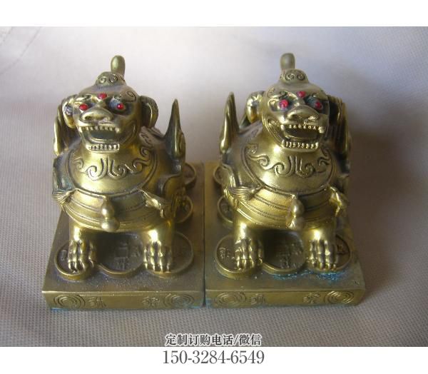 大型戶外貔貅雕塑，動(dòng)物景觀雕塑，抽象效果