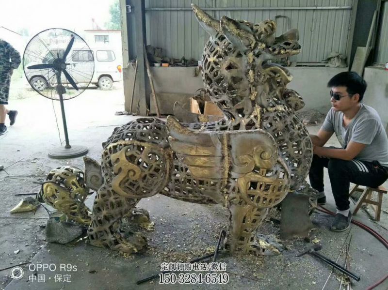 室內貔貅雕塑，拉絲海洋雕塑，抽象效果